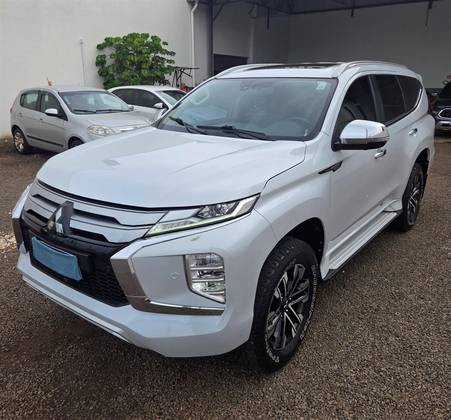 MITSUBISHI PAJERO SPORT 2.4 16V MIVEC TURBO DIESEL HPE-S AWD AUTOMÁTICO